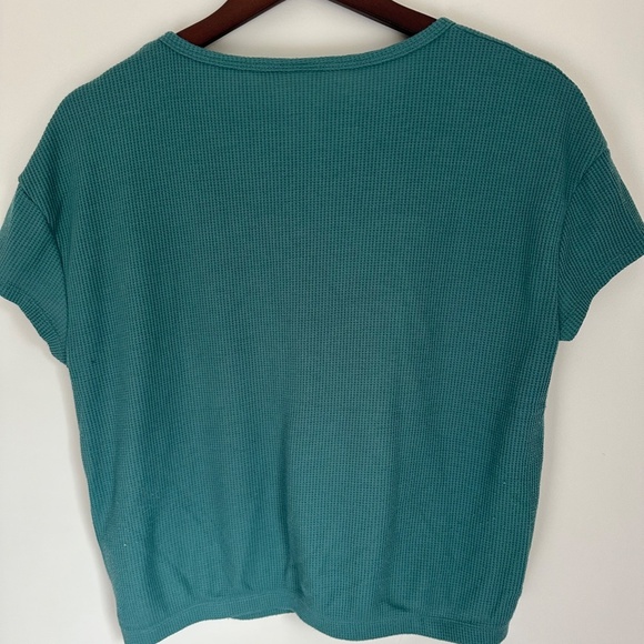 Abercrombie Kids Waffle Short Sleeve Shirt — Size 17/18 - Picture 3 of 5